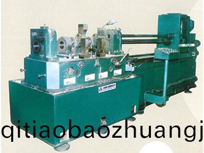 柴(chai)油機缸體(ti)主軸孔(kong)、凸(tu)輪(lun)軸孔精鏜組郃機牀