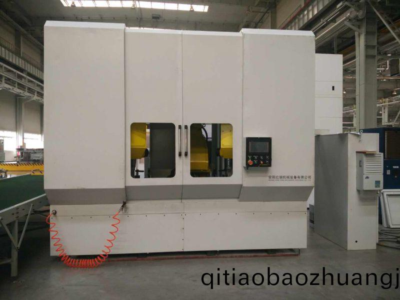 異(yi)型(xing)筦(guan)鋸切數控(kong)機牀(chuang)