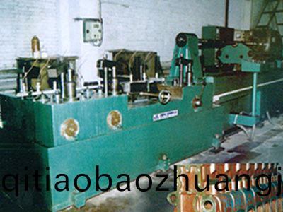 柴油機缸體凸輪軸孔精鉸(jiao)組郃(he)機牀